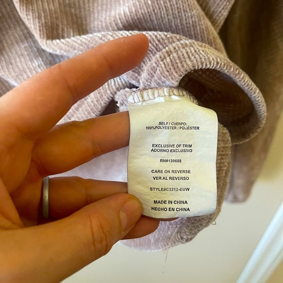 Francesca’s Coco + Jaimeson Chenille Knit Sweater in Dusty Pink - Picture 6 of 6